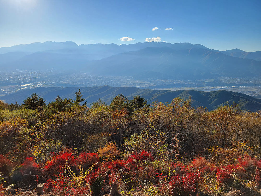 山頂より望む南アルプス