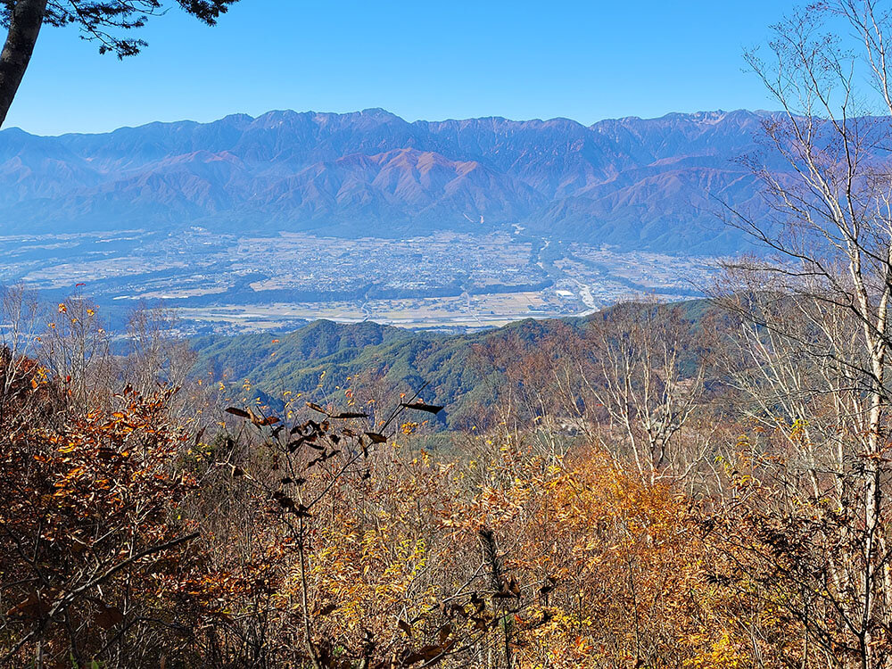 山頂より望む中央アルプス